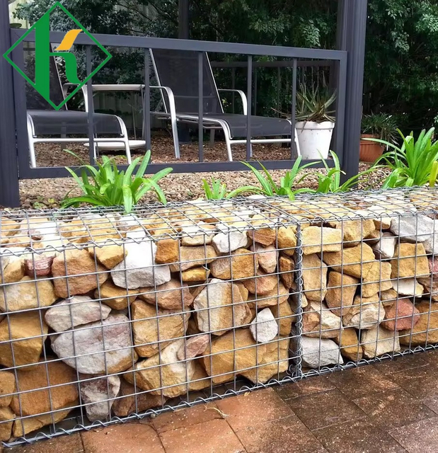 Galvanized Gabion China Wholesalers Welded Gabion Basket Wire Cages for Business Building Decoration